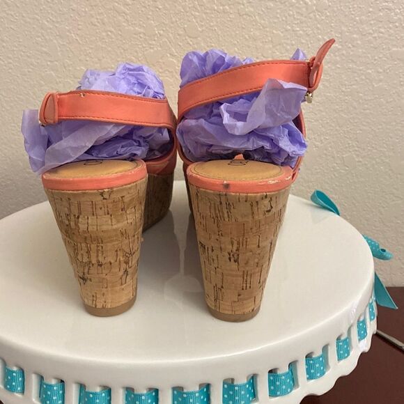 👡Cato Cutout platform Wedge Sandals. Get ready to styling for summer!! - Picture 7 of 8